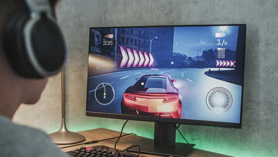 ゲームの開発画面で実装作業をしている様子